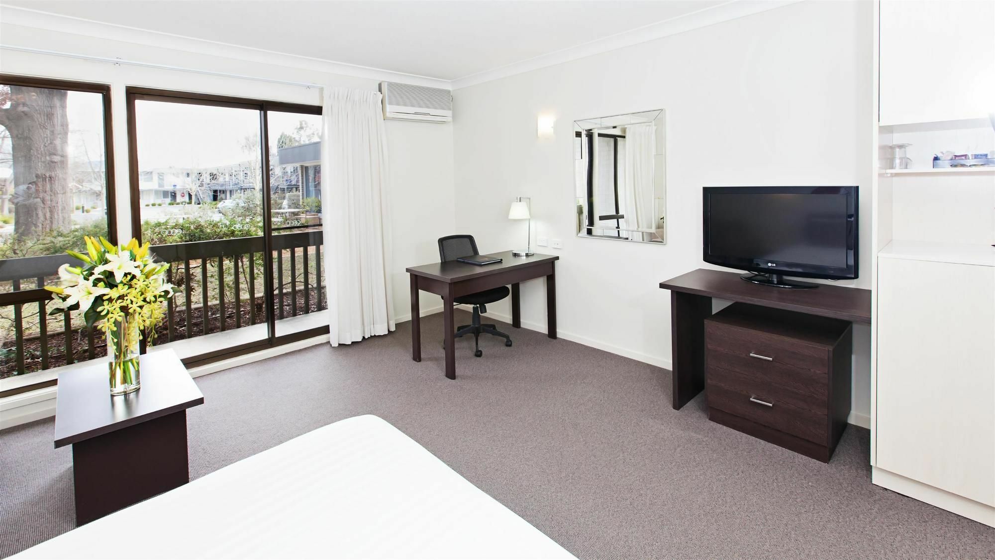 Best Western Tall Trees Motel Kanberra Dış mekan fotoğraf